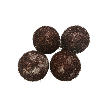 fenyőfa dísz- barna gömbök