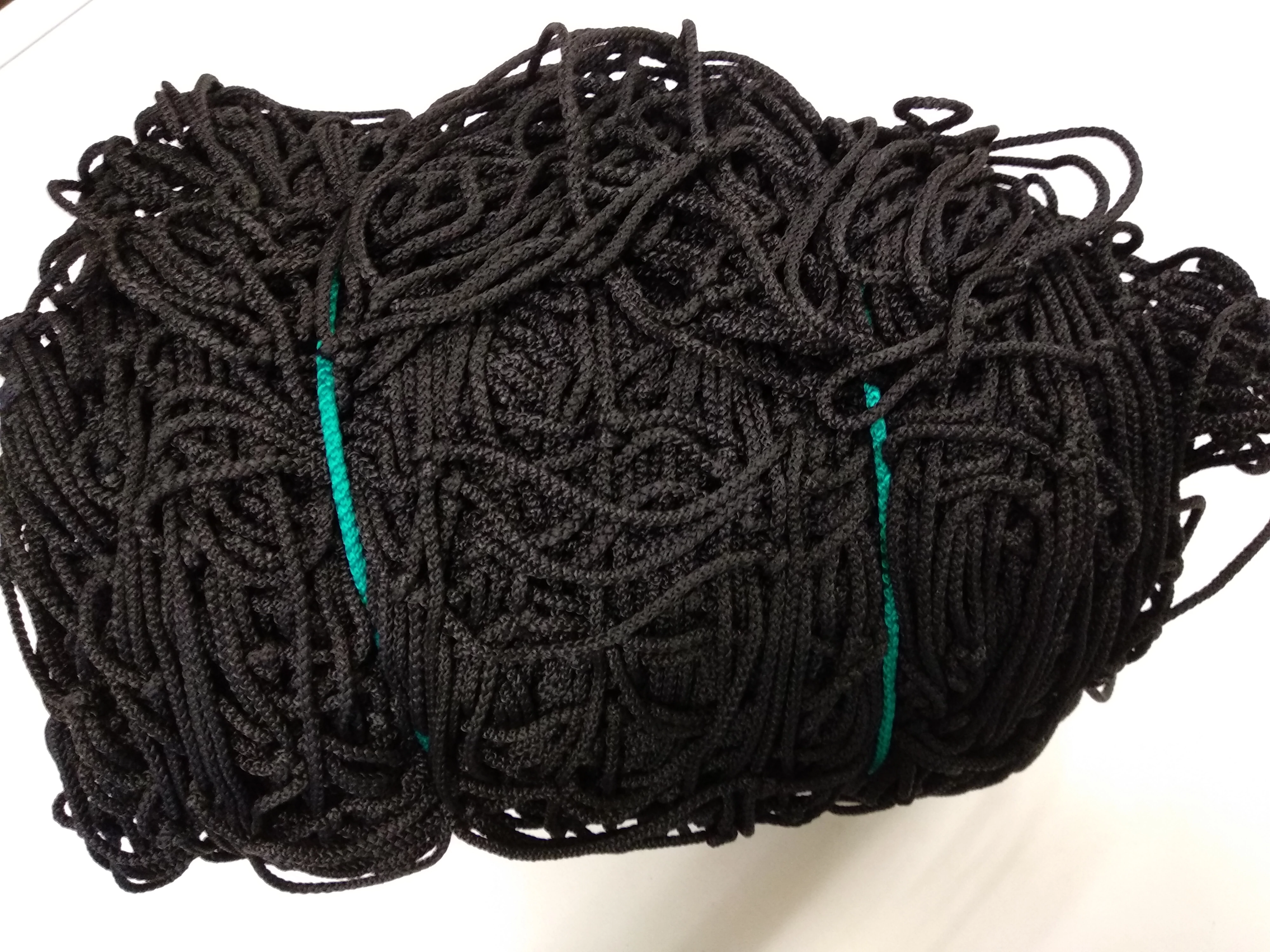 Kapuháló, 3 mm szálvastagságú, 12 cm lyukbőségű, 3x2 m S-SPORT BLACK